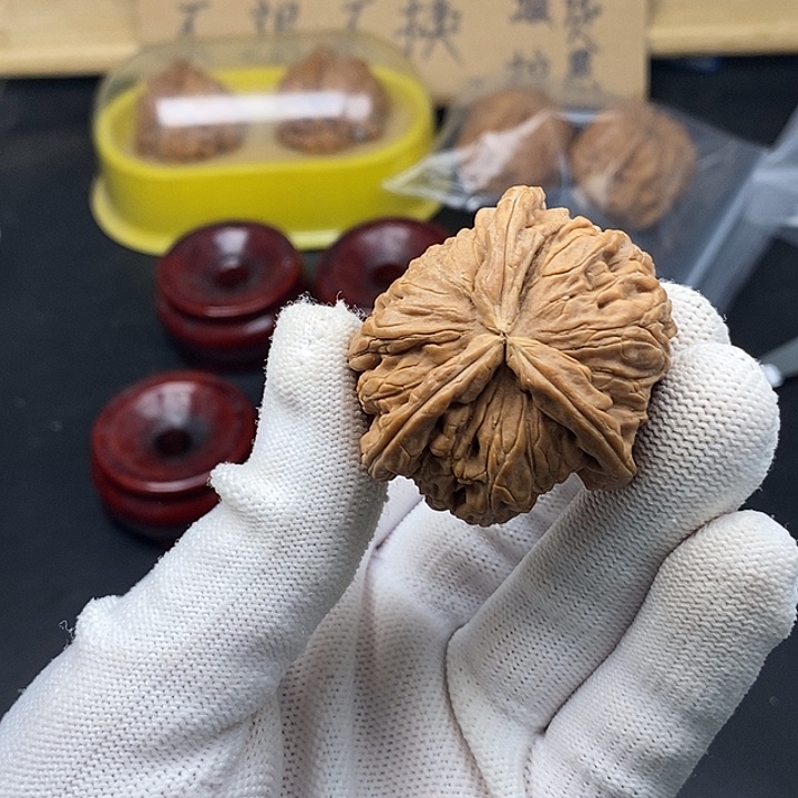 幸***运文玩核桃吊坠黄不退不换