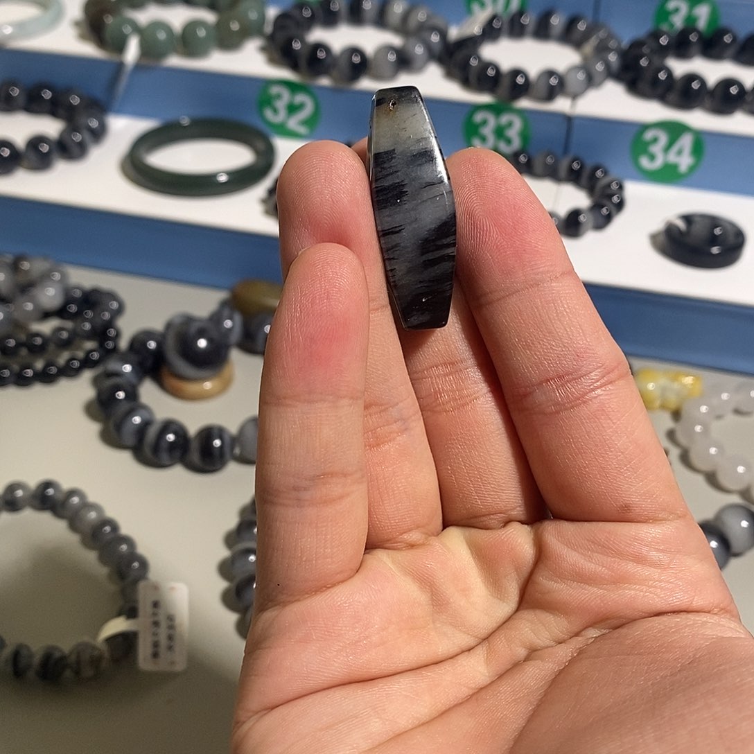 石英质玉未镶嵌吊坠(不含链)