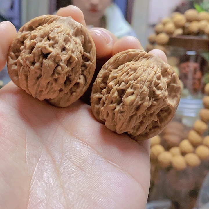 【闪购商品】文玩核桃把件38虎头