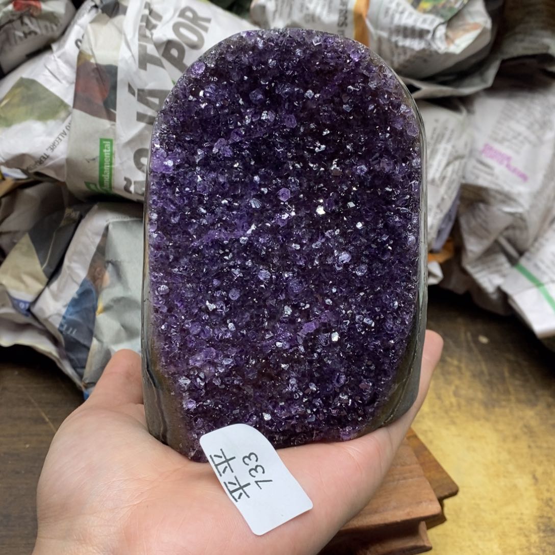 紫晶乌拉圭未镶嵌