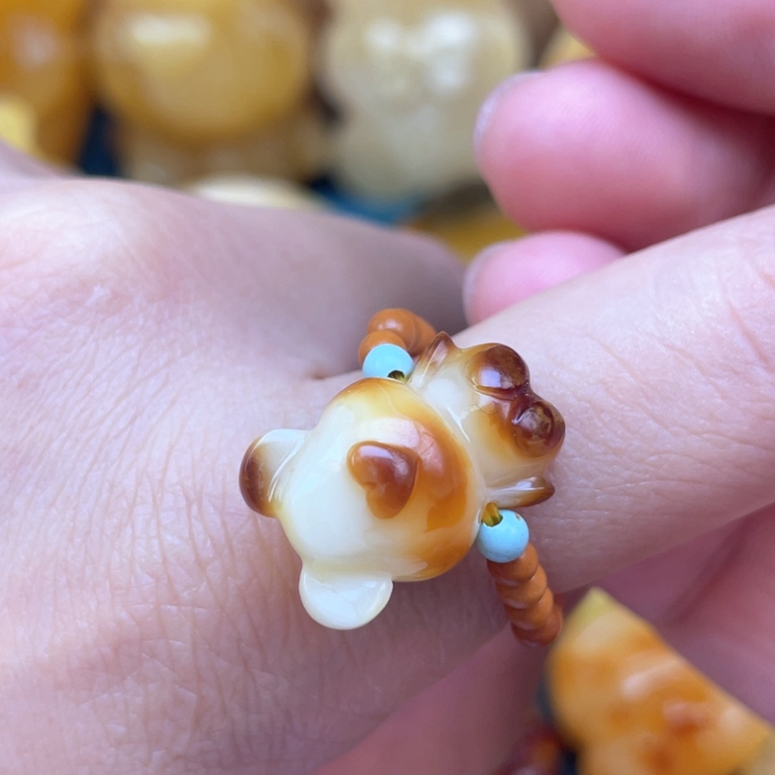 未镶嵌琥珀裸石蜜蜡