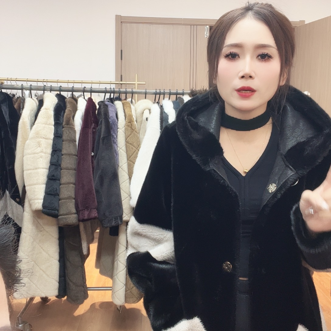 34号皮毛一体外套