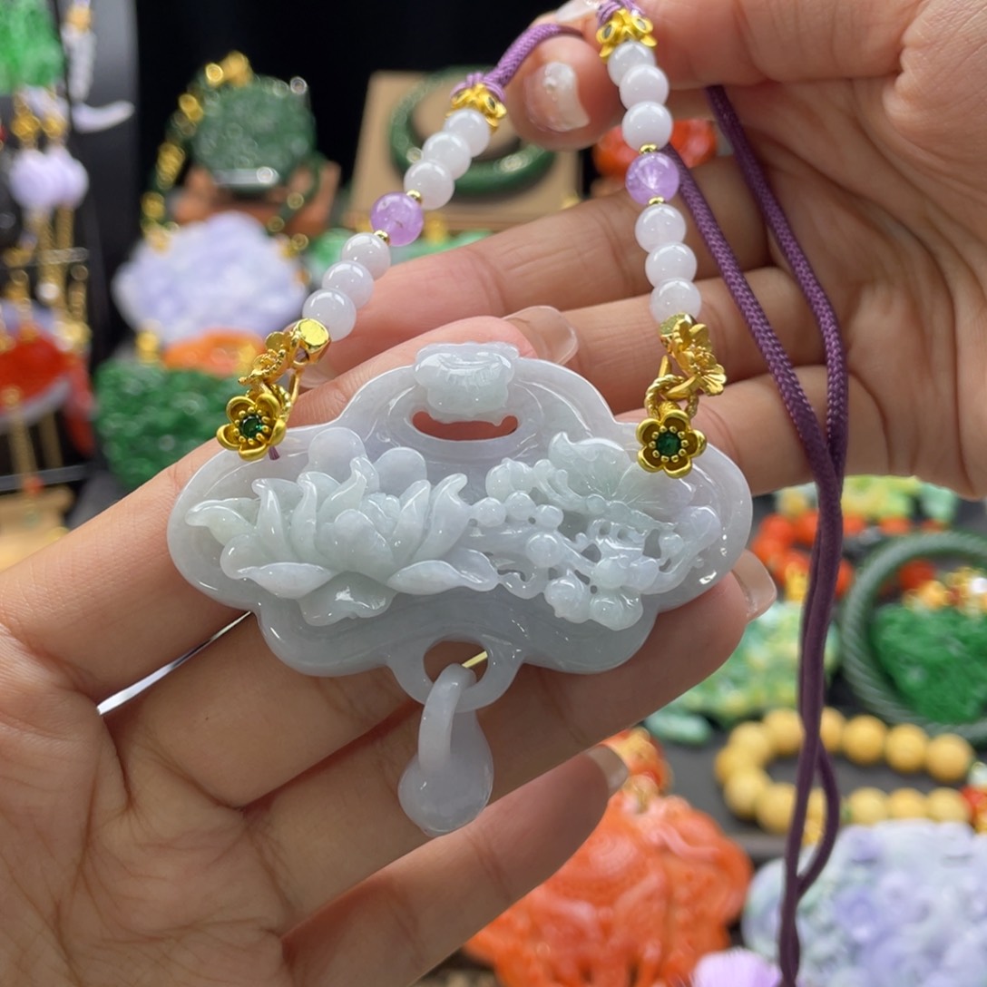 翡翠颈饰未镶嵌代编织