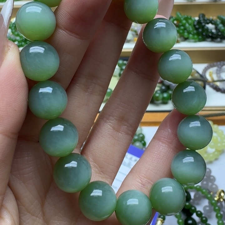 姚***紫和田玉未镶嵌手链