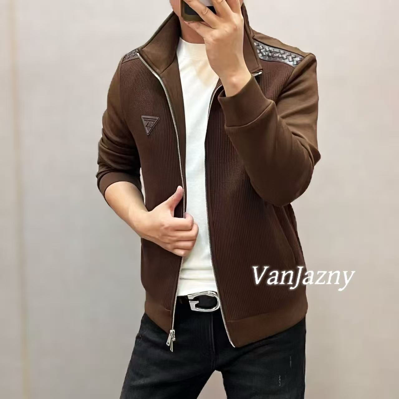 【VanJazny】高端男士时尚休闲针织拼接立领三角标休闲夹克外套