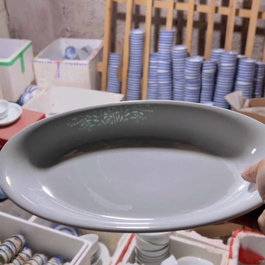 碗12寸雕刻福字鱼盘