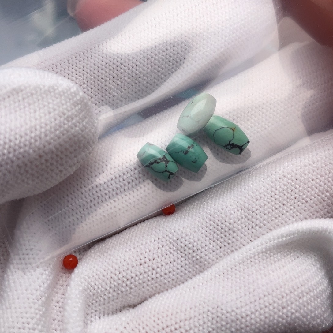 南红玛瑙未镶嵌珠宝奇石