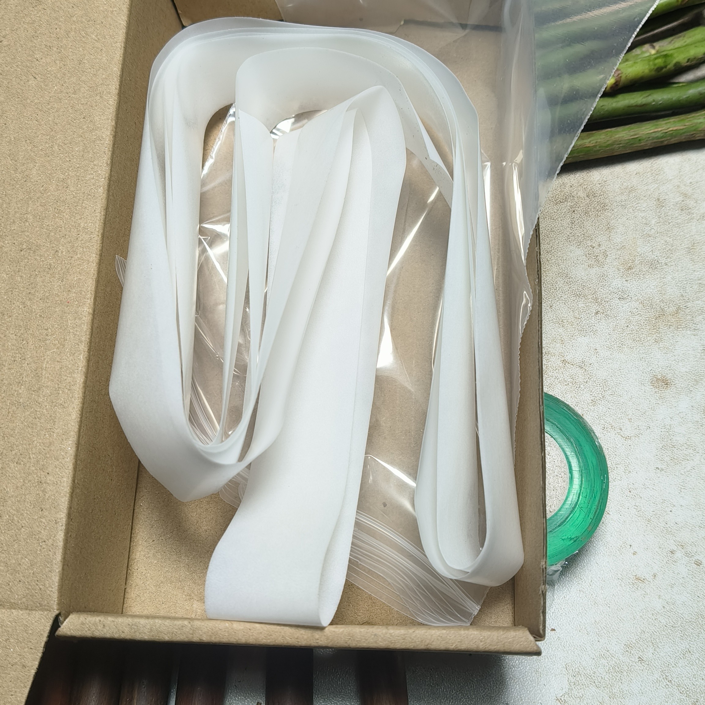 花卉苗木，糯米纸专用嫁接膜，长度2米，宽2.5公分