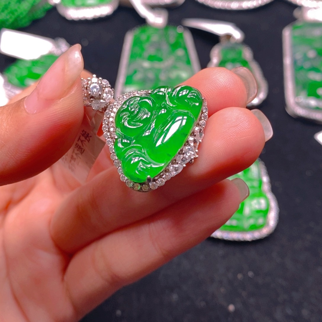 翡翠颈饰银S925镶嵌88888888888888