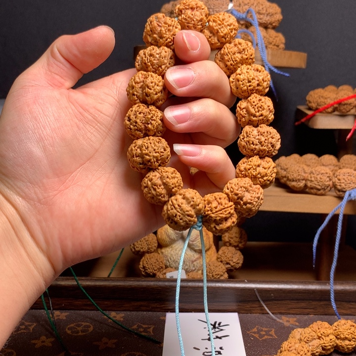 金刚菩提吊坠深沟梅花平头平尾全品无黄21mm