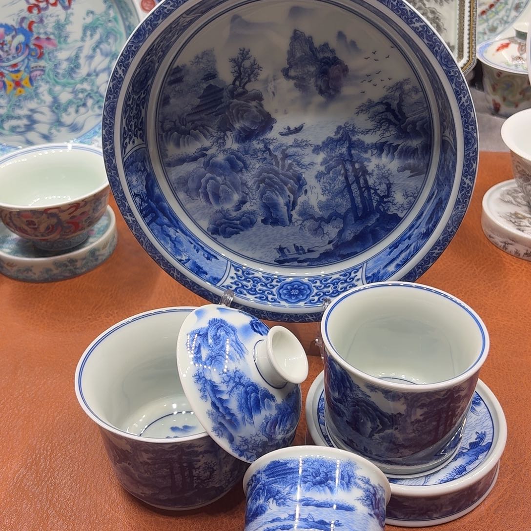 景德镇市和上海浦东新区