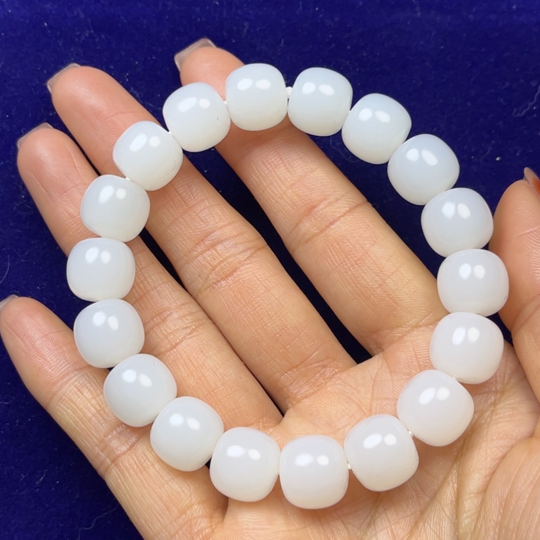 未镶嵌手串和田玉