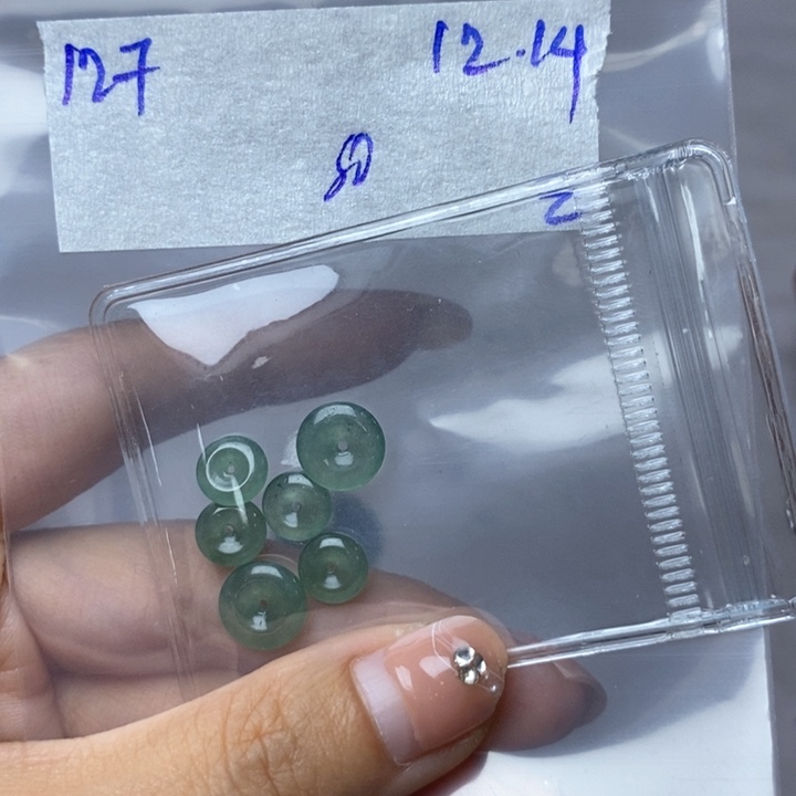 日***明定制翡翠未镶嵌不退