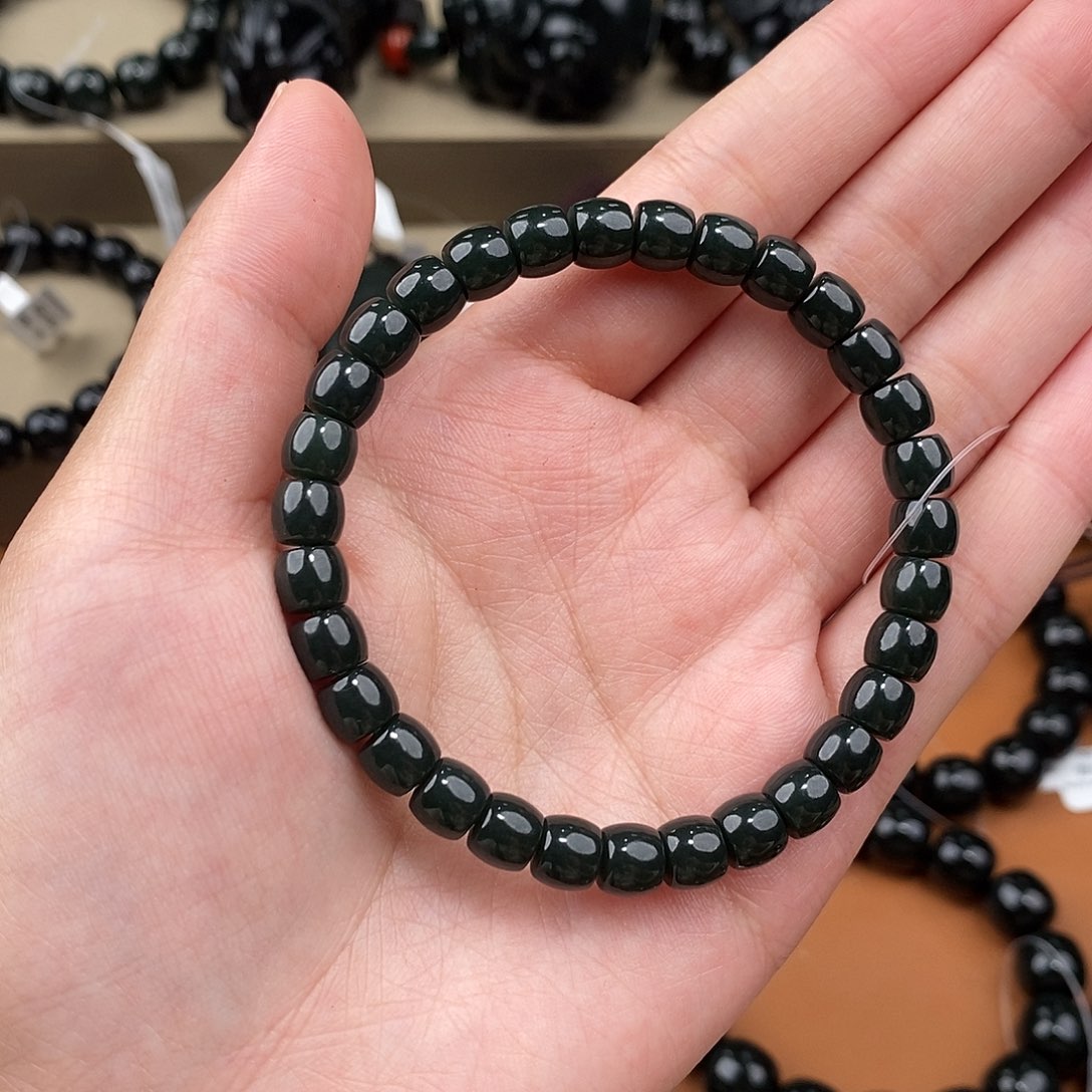 和田玉未镶嵌手链