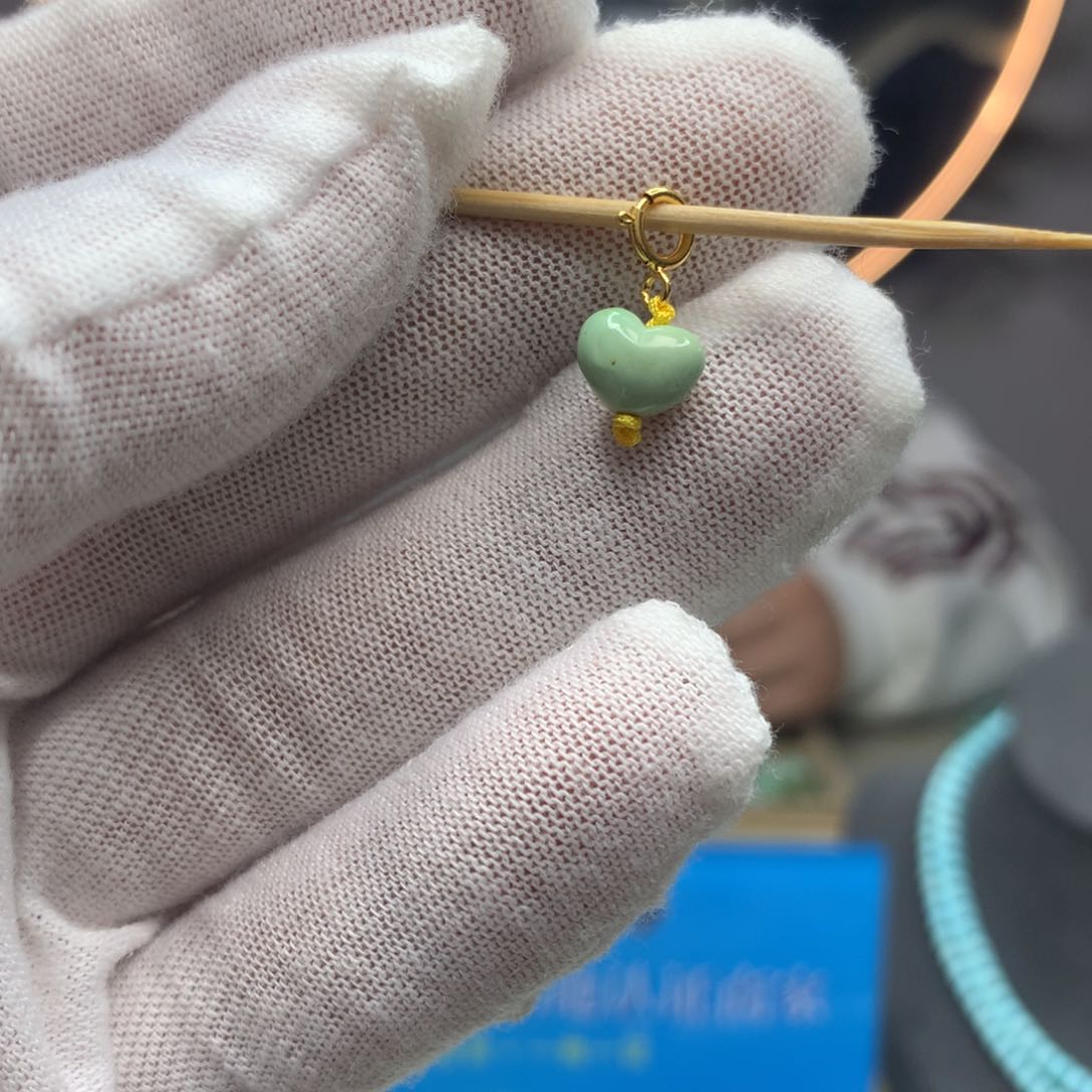 绿松石挂件未镶嵌