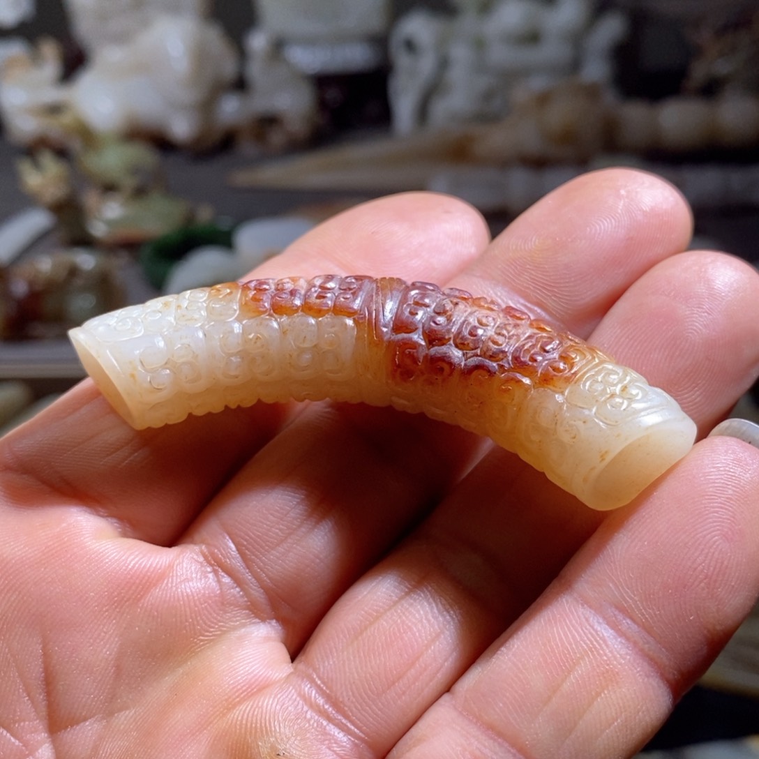 和田玉（糖玉）颈饰未镶嵌
