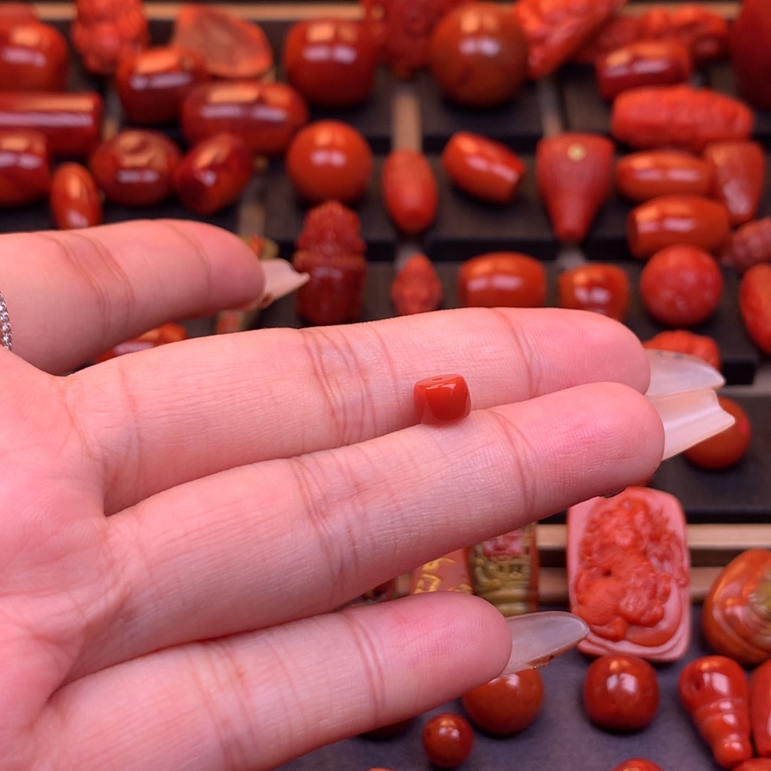 心***.南红玛瑙未镶嵌原矿直切单珠6mm