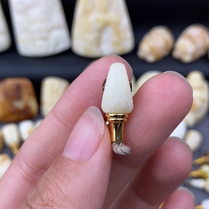 琥珀未镶嵌裸石8马蹄三通c262