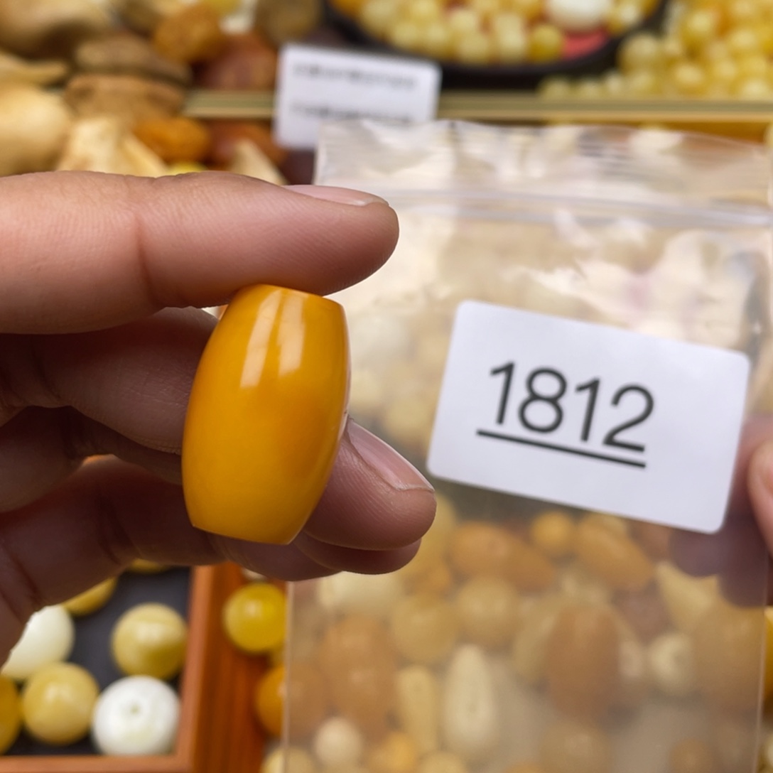 琥珀珠宝奇石未镶嵌夏**～