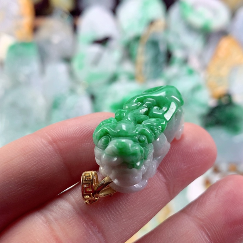 【闪购商品】翡翠吊坠(不含链)未镶嵌