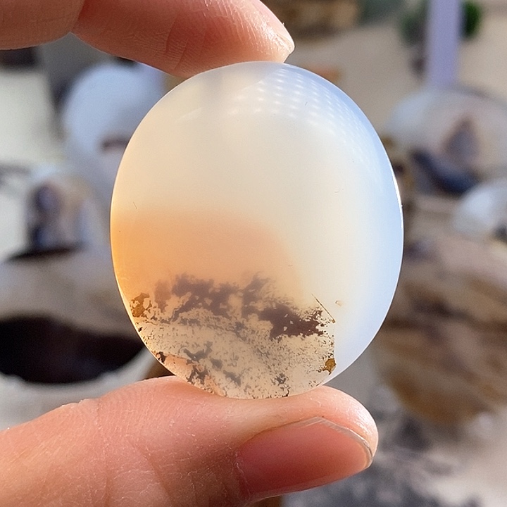 玛瑙/玉髓颈饰未镶嵌