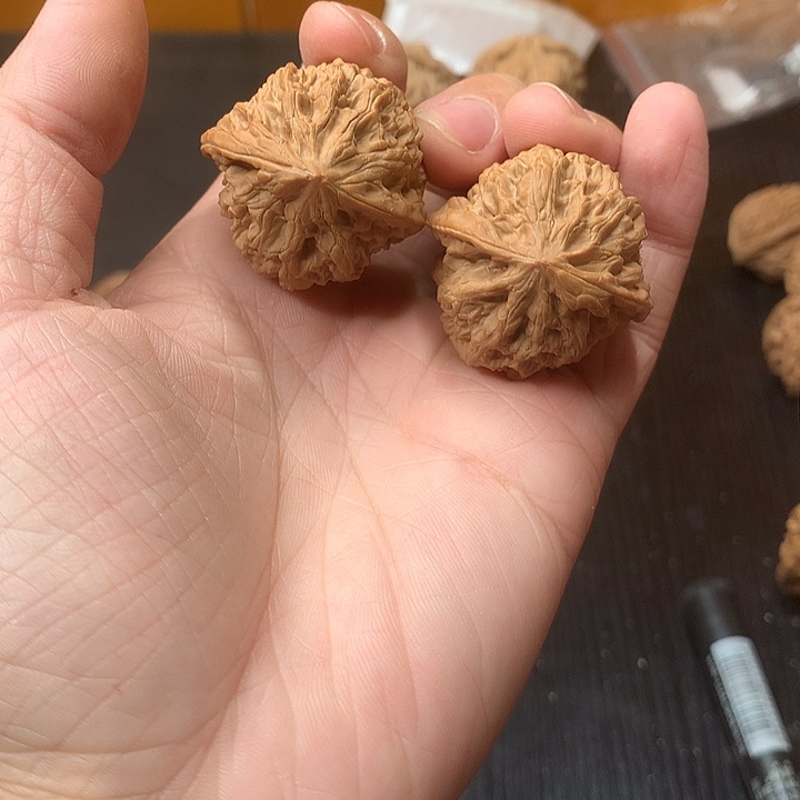 文玩核桃吊坠36野牛