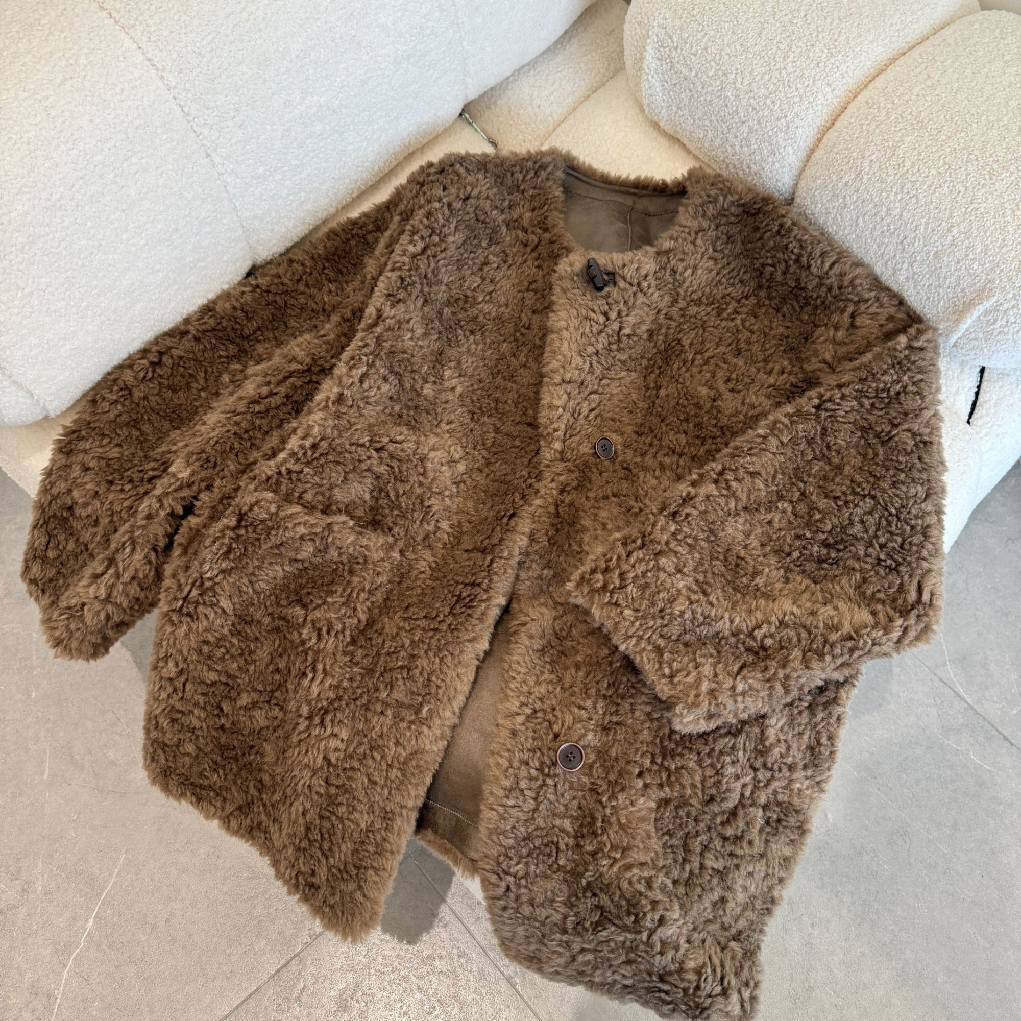 【葡萄乌龙】100%绵羊毛百搭复古法式轻奢风宽松秋冬毛毛外套女