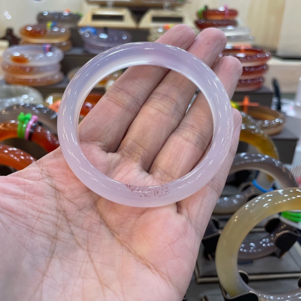 玛瑙手镯正圈天然花