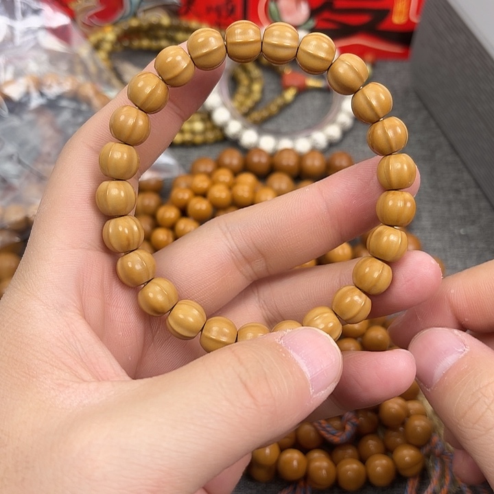 吊坠星月菩提鲨鱼背