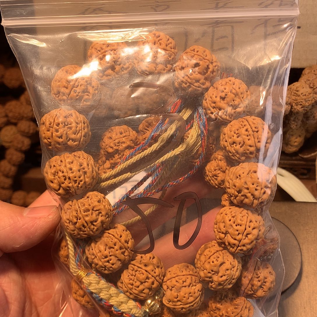 金刚菩提吊坠F**。3…………