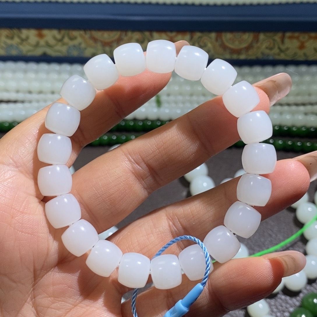 和田玉手链未镶嵌时****凉