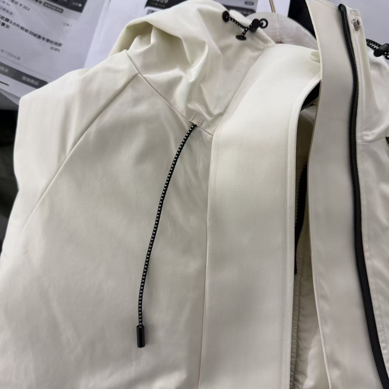 90鹅绒羽绒服女装