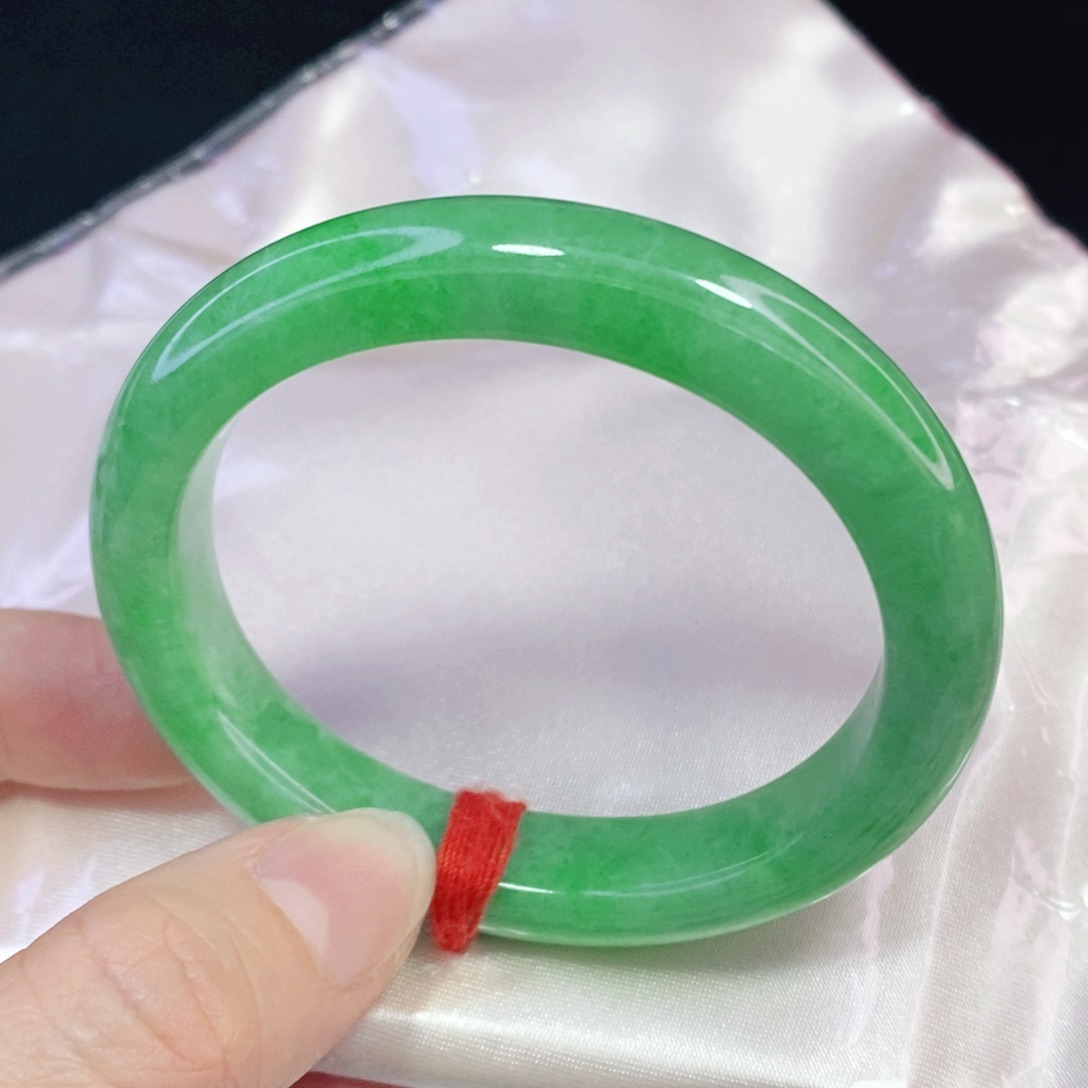 未镶嵌手镯翡翠52.8贵妃