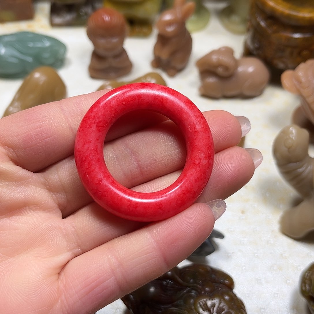 白玉菩提吊坠白玉菩提吊坠