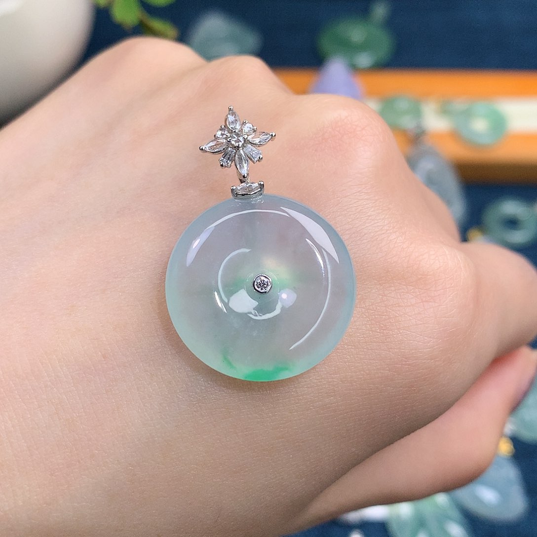 吊坠(不含链)18K金镶嵌翡翠