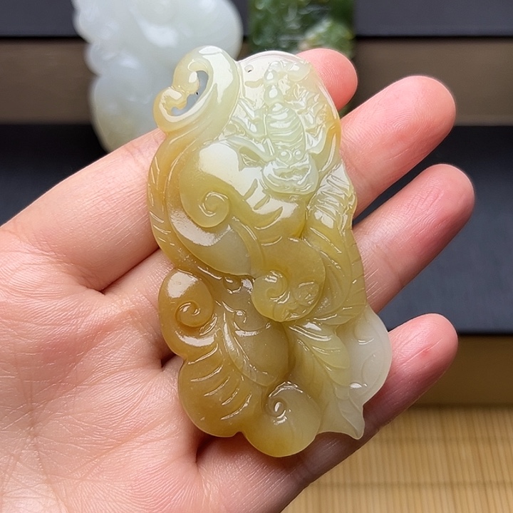 未镶嵌和田玉挂件