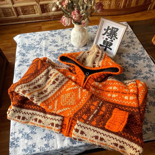 Nepal纯羊毛手工编织连帽外套