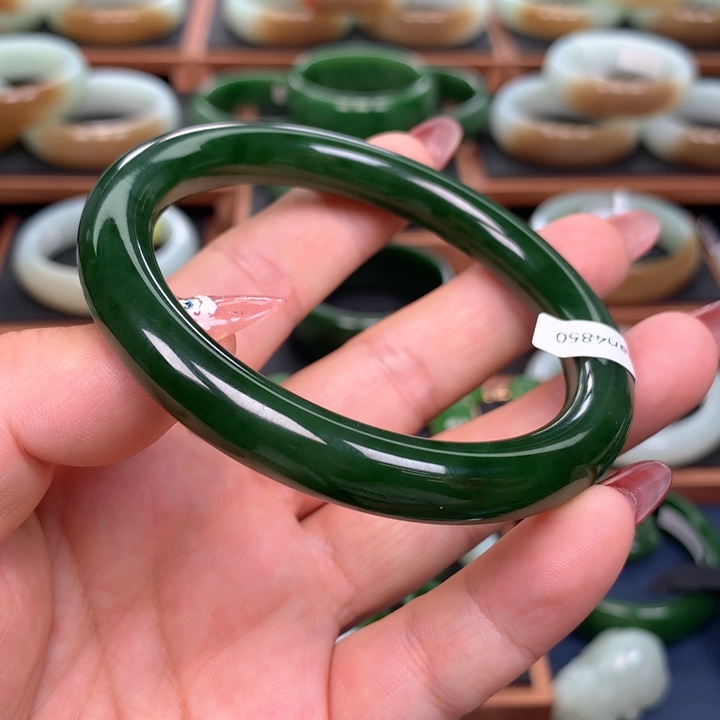 和田玉（碧玉）6061圈口未镶嵌