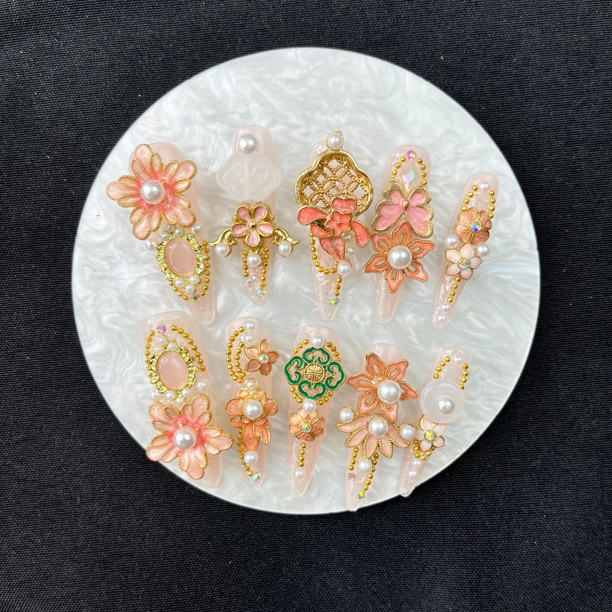 【BAO粉色4.0】纯手工高奢穿戴甲婚甲秀和珐琅鎏金配饰穿戴甲可爱