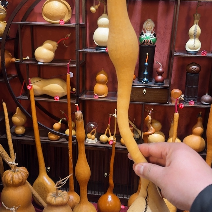 烟****大叶紫檀（黑酸枝木类）