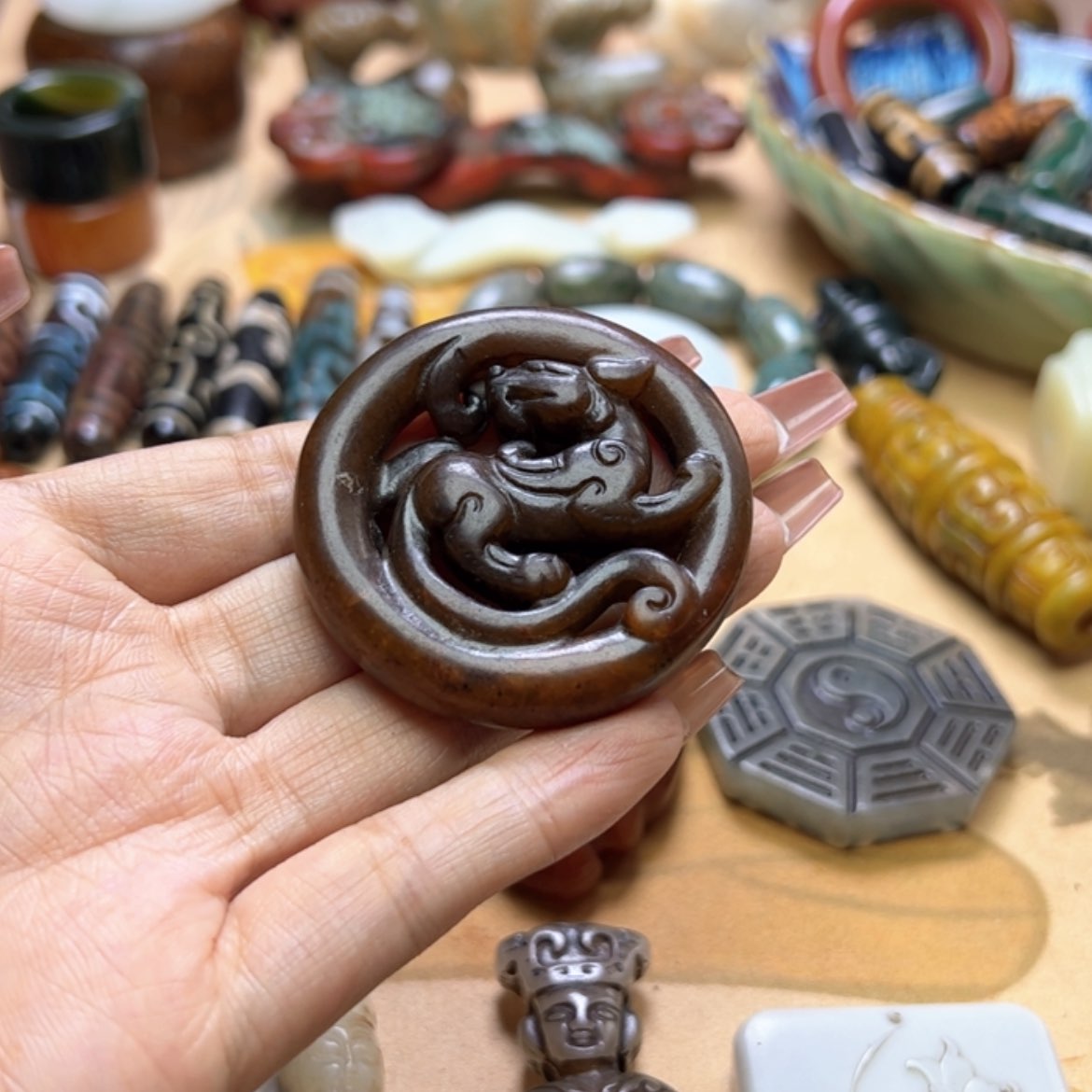 【闪购商品】蛇纹石玉颈饰未镶嵌