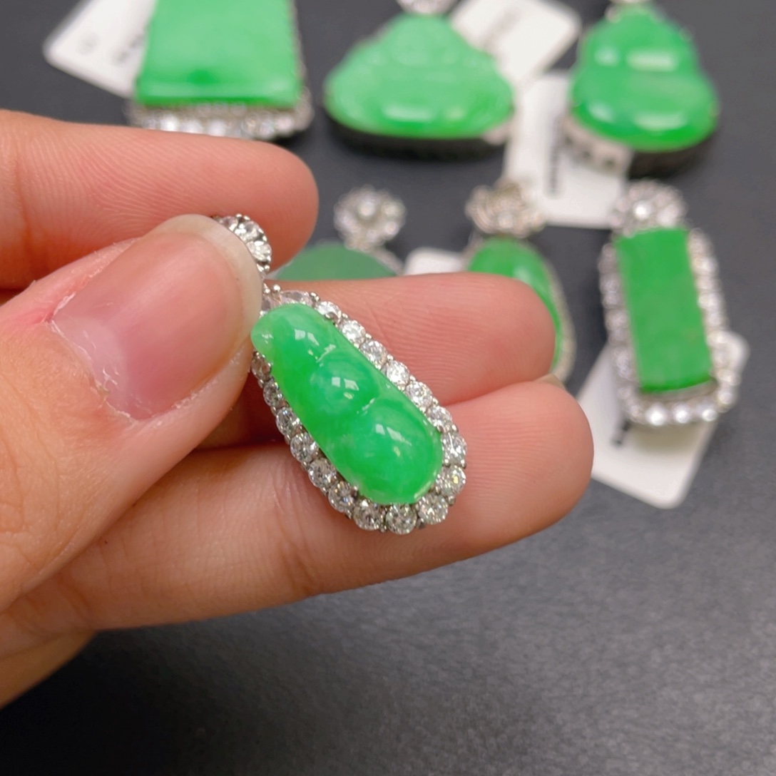 翡翠银S925镶嵌颈饰