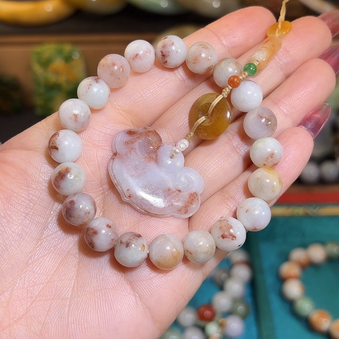 翡翠颈饰未镶嵌一套