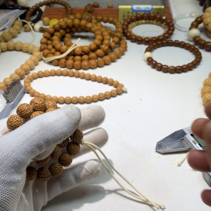 衣***昂桃核吊坠桃核手串