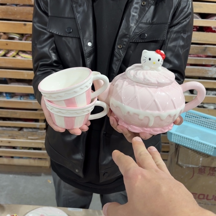 我们都是在等着看看