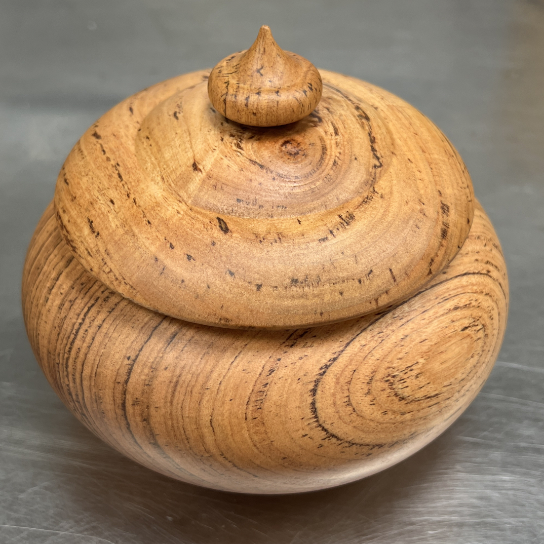缅甸虎斑檀手工精磨带花纹原木原色茶叶罐001