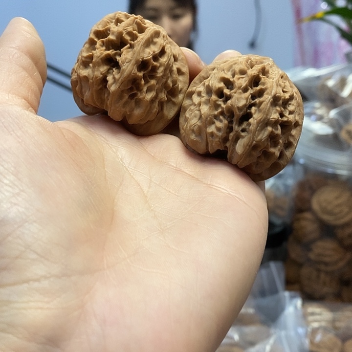 把件文玩核桃41.5红皮野牛