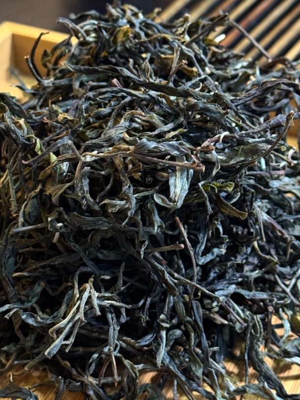 2025年临沧片区小荒田大树古树普洱生茶散料汤稠回甘生津生普茶饼