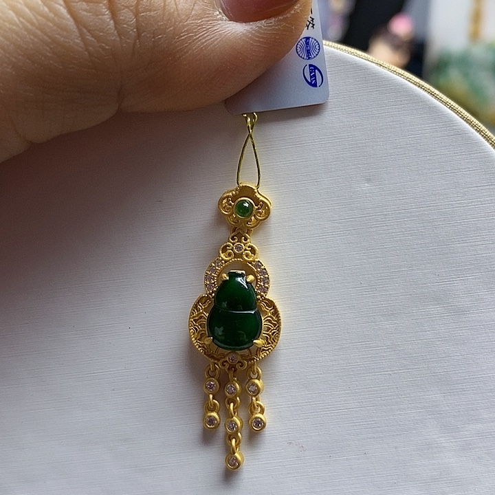 翡翠吊坠(不含链)银S925镀金镶嵌银镀金镶嵌翡翠葫芦吊坠