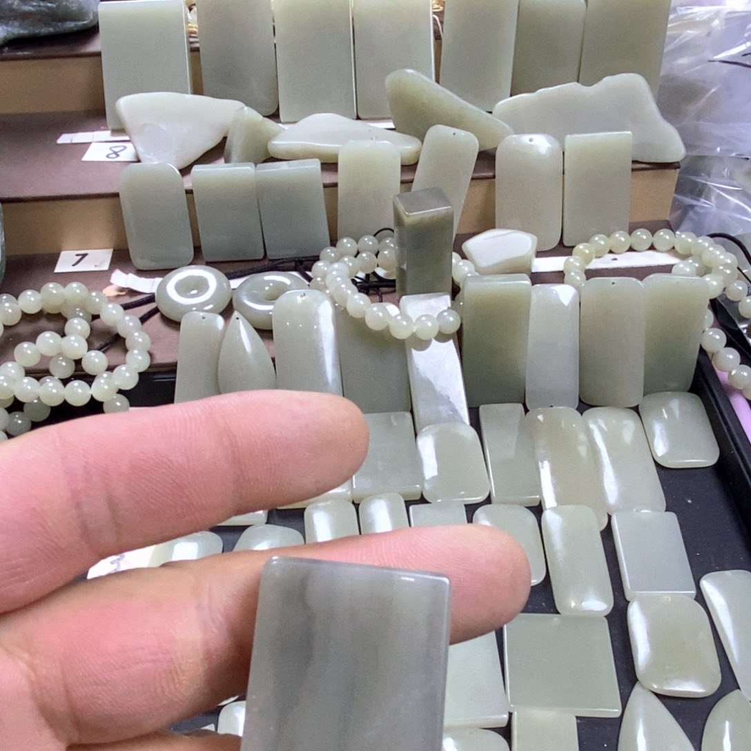 颈饰未镶嵌和田玉雲*軒048